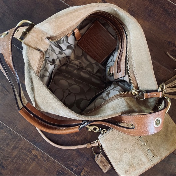 COACH suede hobo Taupe / tan purse w/tassel - Picture 3 of 13